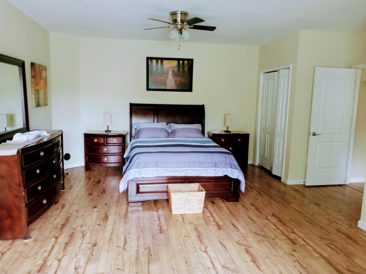 Privatunterkunft Tranquil Creekside Mountain View Getaway *